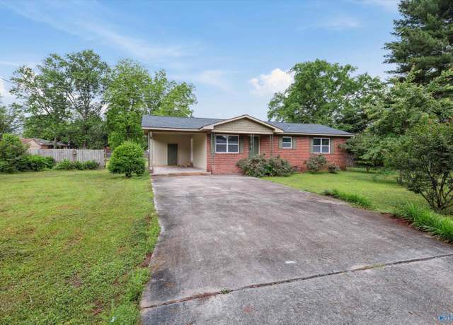 Property at 15 Morningside Dr, Madison, AL 35758, 3 beds, 1 bath