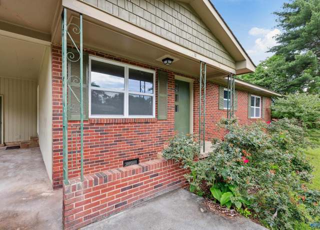 Property at 15 Morningside Dr, Madison, AL 35758, 3 beds, 1 bath