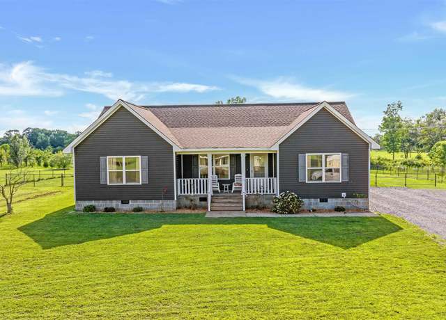 Property at 113 County Road 1033, Fort Payne, AL 35968, 4 beds, 2 baths