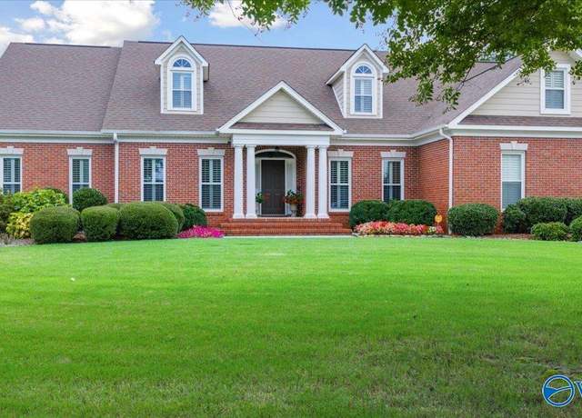 Property at 313 Four Winds Cir, Athens, AL 35613, 4 beds, 4.5 baths