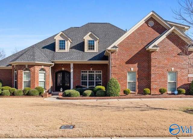 Property at 2033 Meadow Creek Cir SE, Huntsville, AL 35763, 5 beds, 4.5 baths