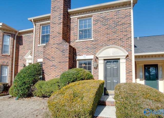 Property at 1025 Heatherwood Dr SE, Huntsville, AL 35802, 3 beds, 2 baths