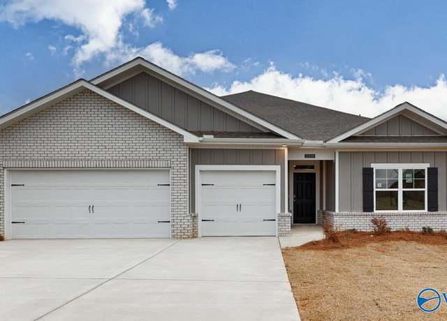 Property at 22249 Westminster Dr, Athens, AL 35613, 4 beds, 3 baths