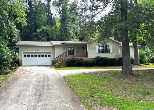 Property at 3233 Creek Path Rd, Guntersville, AL 35976, 3 beds, 2 baths