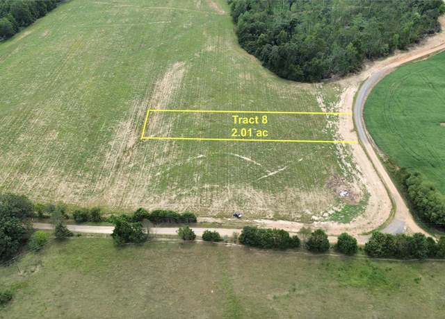 Property at 8 Holland Rd, Athens, AL 35614