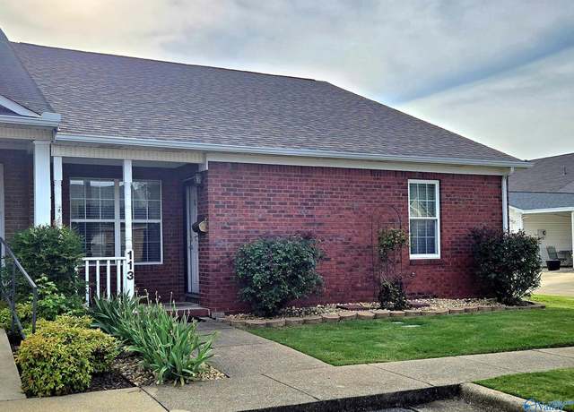 Property at 113 Sycamore Pl, Athens, AL 35611, 3 beds, 2 baths