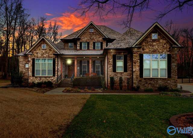 Property at 102 Stonecroft Dr, Madison, AL 35757, 4 beds, 3.5 baths
