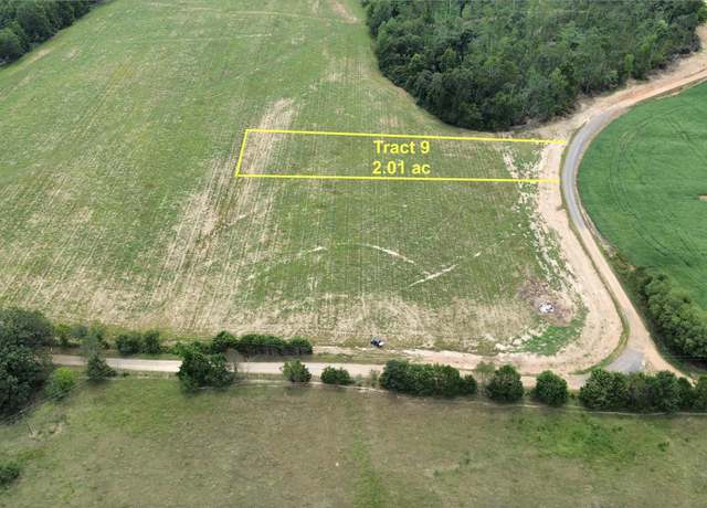 Property at 9 Holland Rd, Athens, AL 35614