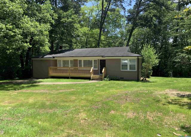Property at 211 Harwood Dr, Gadsden, AL 35901, 3 beds, 2 baths