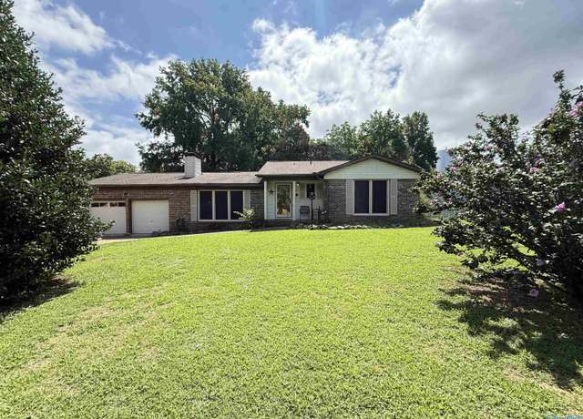 Property at 89 Bell Dr, Trinity, AL 35673, 3 beds, 2 baths