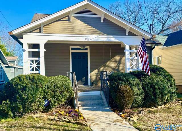 Property at 1009 Wells Ave, Huntsville, AL 35801, 4 beds, 3 baths