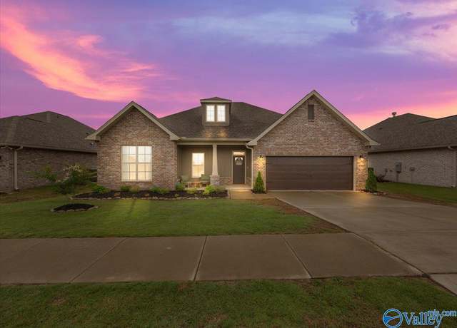 Property at 15803 Big Ben Dr NW, Harvest, AL 35749, 4 beds, 2 baths