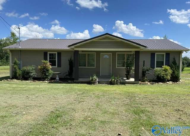 Property at 627 Fairview Rd, Baileyton, AL 35019, 4 beds, 2 baths