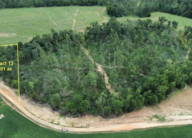 Property at 13 Holland Rd, Athens, AL 35614