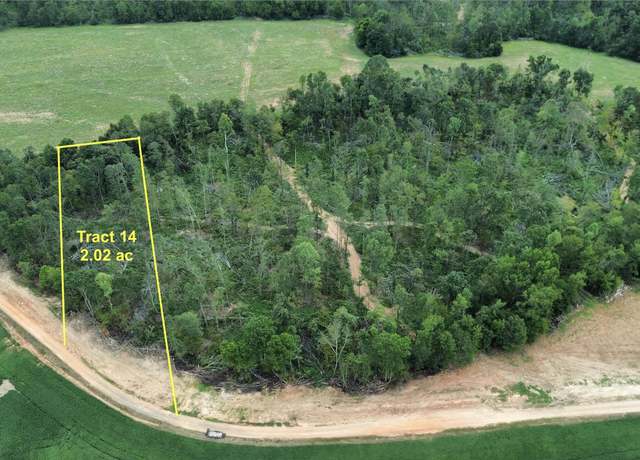 Property at 14 Holland Rd, Athens, AL 35614