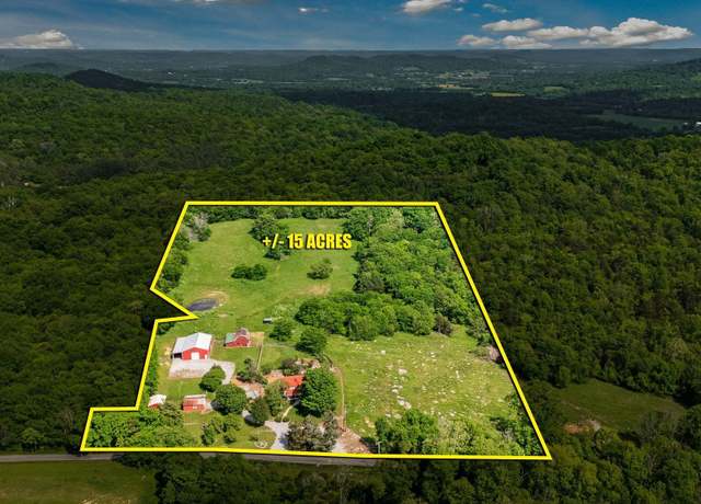 Property at 1964 Bradford Rd, Petersburg, TN 37144, 4 beds, 2 baths