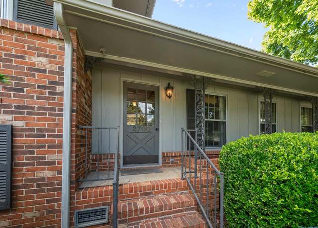 Property at 2700 Imperial Dr SE, Huntsville, AL 35801, 5 beds, 3 baths
