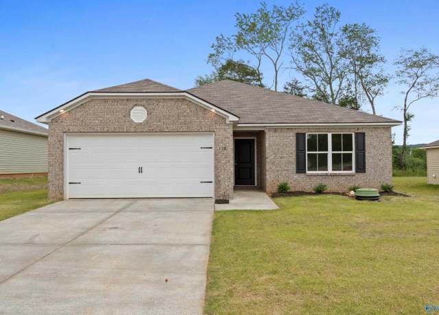Property at 112 Olde Hearth Rd, New Market, AL 35761, 3 beds, 2 baths