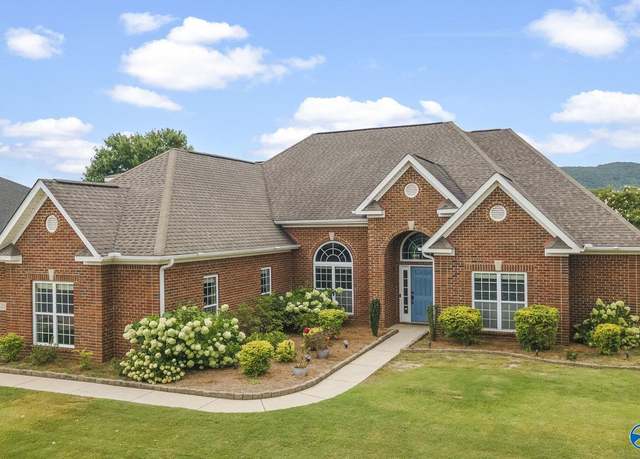 Property at 3202 Sandstone St SE, Owens Cross Roads, AL 35763, 5 beds, 4.5 baths