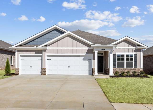 Property at 111 Legend Dr, Meridianville, AL 35759, 4 beds, 3 baths