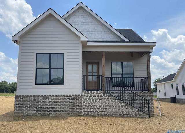 Property at Lot 2 Patterson St, Boaz, AL 35956, 3 beds, 2 baths
