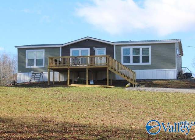 Property at 1603 Roberts Rd, Henagar, AL 35978, 3 beds, 2 baths