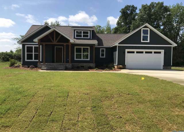 Property at 160 Bent River Dr, Gadsden, AL 35901, 3 beds, 2 baths