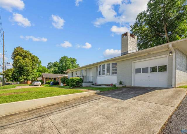 Property at 1307 Pulaski Pike, Huntsville, AL 35816, 3 beds, 1.5 baths