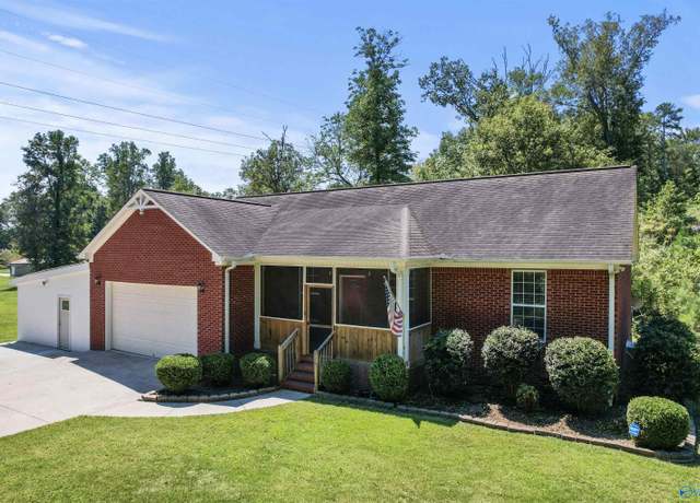 Property at 229 Lake Dr, Scottsboro, AL 35769, 3 beds, 2.5 baths