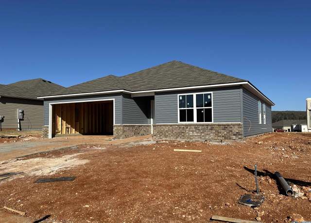 Property at 116 Olde Hearth Rd, New Market, AL 35761, 3 beds, 2 baths