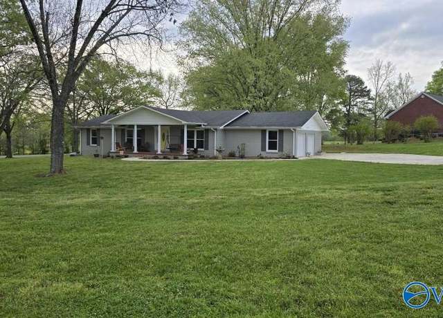 Property at 7364 Danville Rd, Hartselle, AL 35640, 4 beds, 2 baths