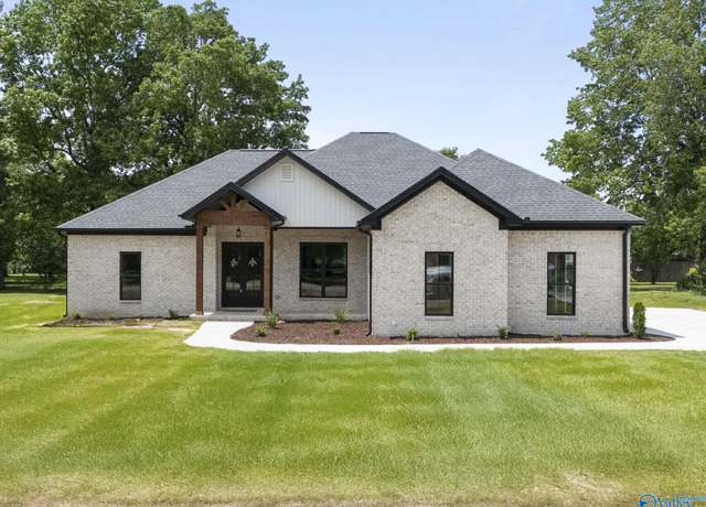 Property at 15463 Mclemore Ln, Athens, AL 35613, 4 beds, 2 baths