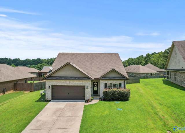 Property at 105 Clydesdale Ln, Harvest, AL 35749, 3 beds, 2 baths