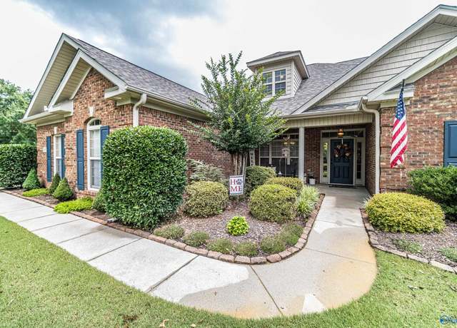 Property at 2811 Callodon Pl, Owens Cross Roads, AL 35763, 4 beds, 3.5 baths
