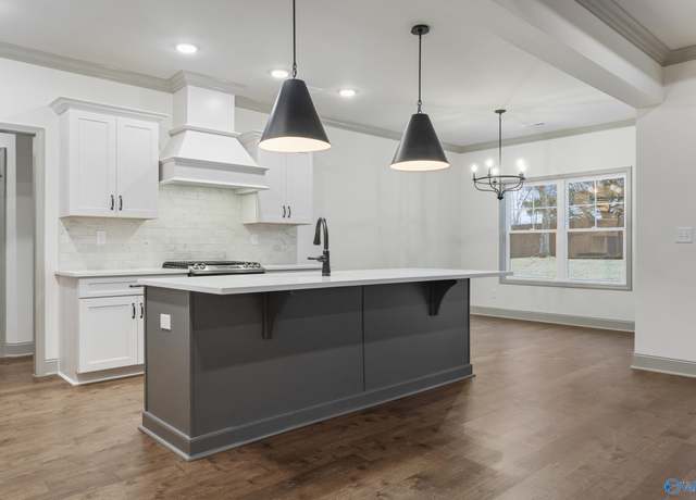 Property at 203 M.b. Ayers Way, New Market, AL 35761, 4 beds, 3.5 baths