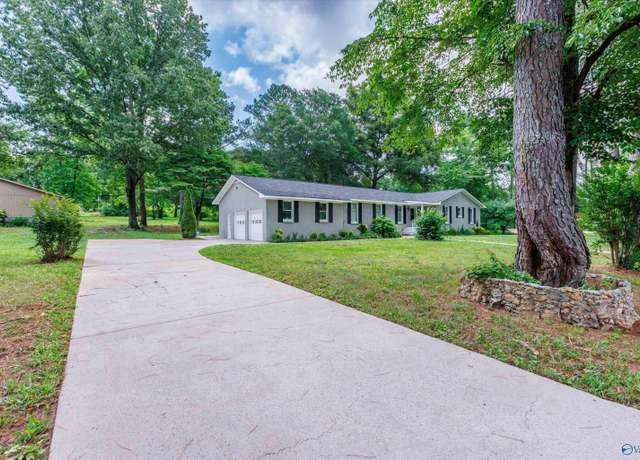 Property at 153 Jacque Jim Dr NE, Huntsville, AL 35810, 3 beds, 2.5 baths