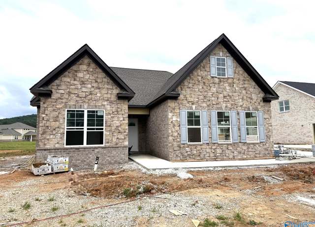 Property at 7504 Speckle Belly Blvd, Owens Cross Roads, AL 35763, 5 beds, 4.5 baths
