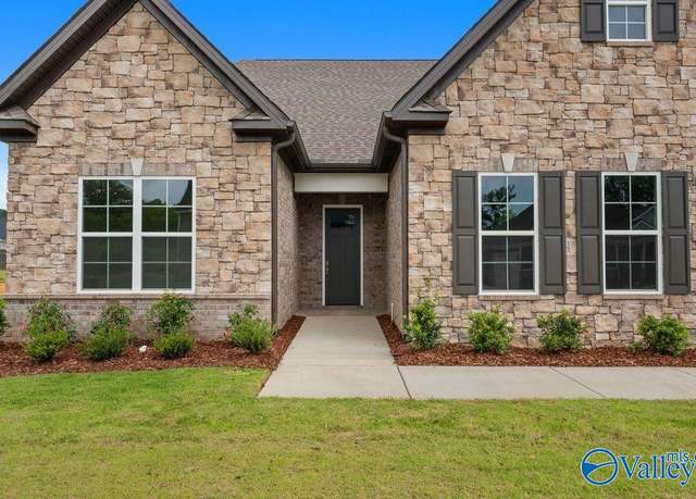 Property at 7504 Speckle Belly Blvd, Owens Cross Roads, AL 35763, 5 beds, 4.5 baths