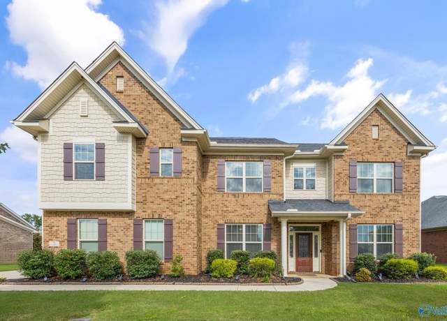 Property at 5 Brown Tulip Dr SW, Huntsville, AL 35824, 5 beds, 3.5 baths