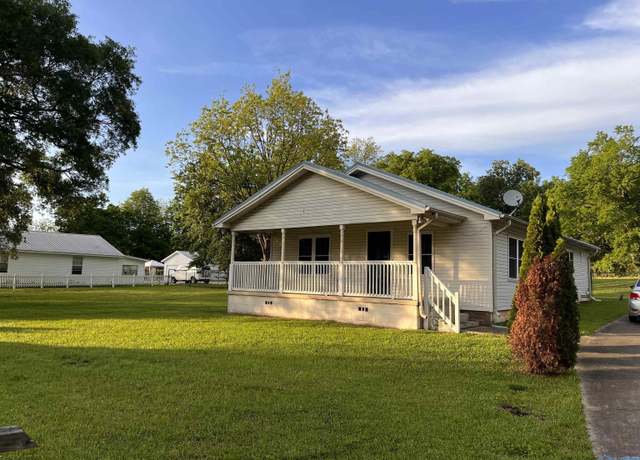 Property at 601 SW 9th Ave, Attalla, AL 35954, 3 beds, 1 bath