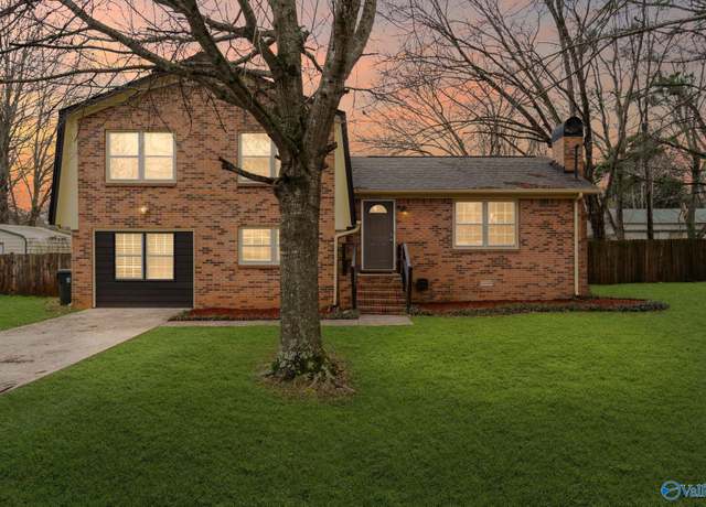 Property at 5025 Shaun Cir, Huntsville, AL 35811, 4 beds, 3 baths
