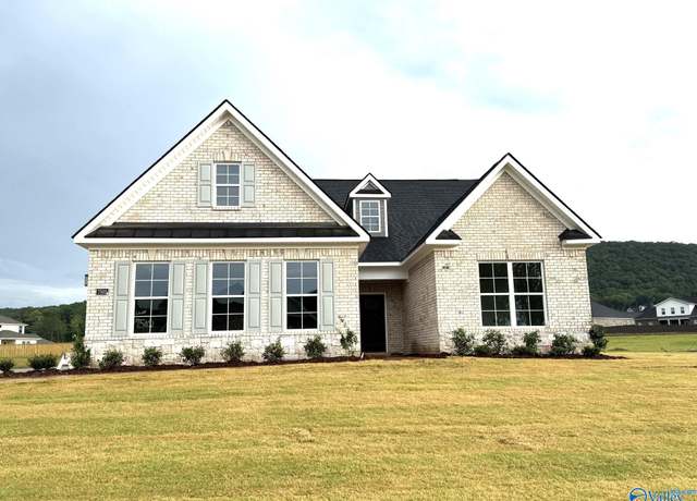Property at 7502 Speckle Belly Blvd, Owens Cross Roads, AL 35763, 5 beds, 3.5 baths