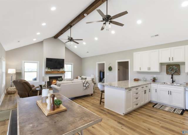 Property at 1920 County Road 1807, Arab, AL 35016, 2 beds, 1.5 baths