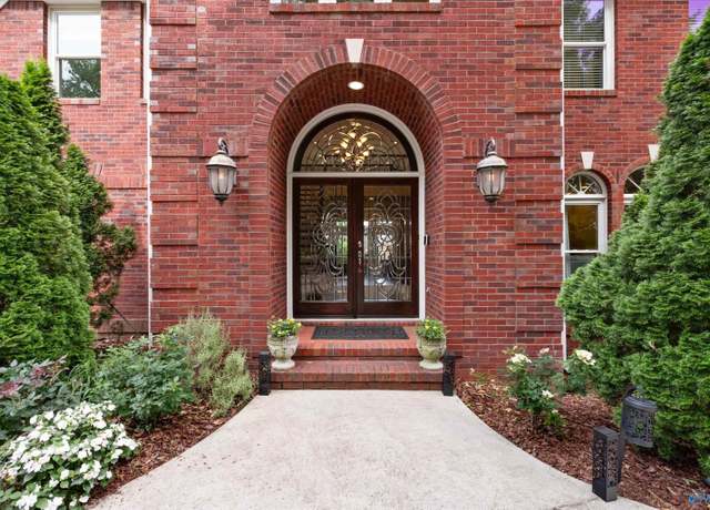 Property at 2901 Honors Row SE, Huntsville, AL 35763, 4 beds, 3.5 baths