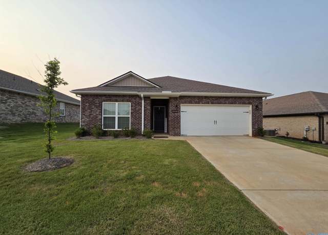 Property at 14310 Harvest Ridge Ln, Athens, AL 35611, 3 beds, 2 baths
