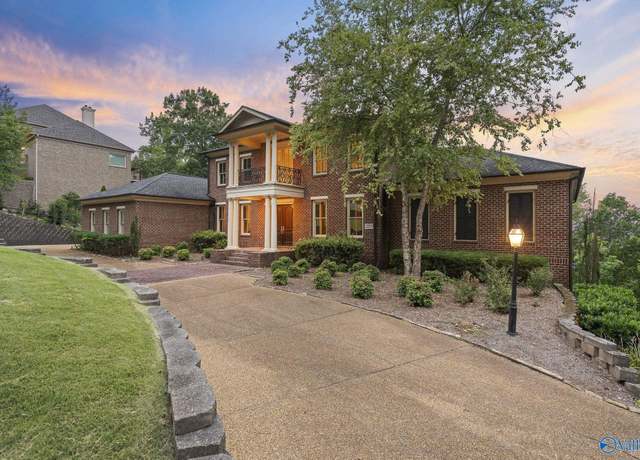 Property at 2253 Governors Bend Rd SE, Huntsville, AL 35801, 7 beds, 6 baths