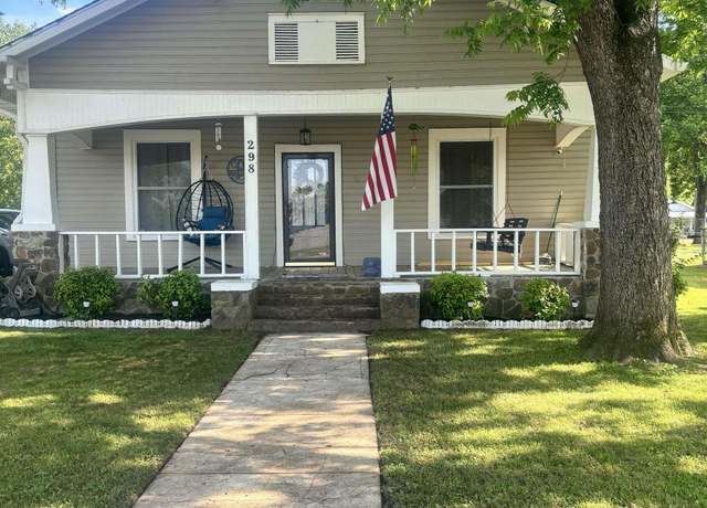 Property at 298 East Main St, Falkville, AL 35622, 3 beds, 2.5 baths