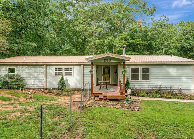 Property at 249 Laurel Ln, Gurley, AL 35748, 3 beds, 2 baths
