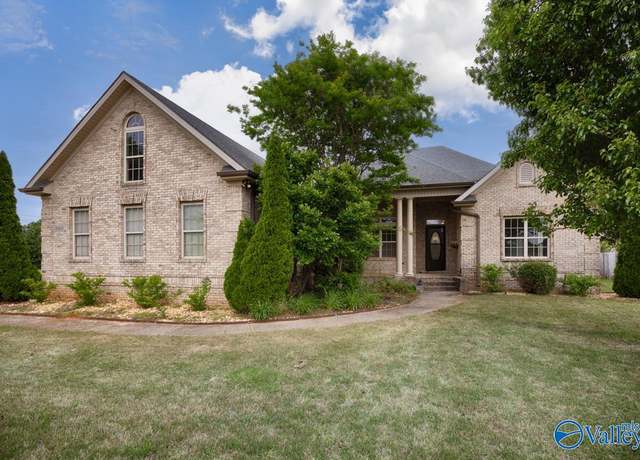 Property at 24527 Queen Annes Lace, Athens, AL 35613, 3 beds, 2 baths