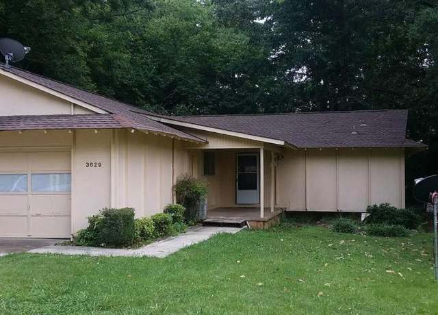 Property at 3629 Greenbriar Dr, Huntsville, AL 35810, 3 beds, 2 baths